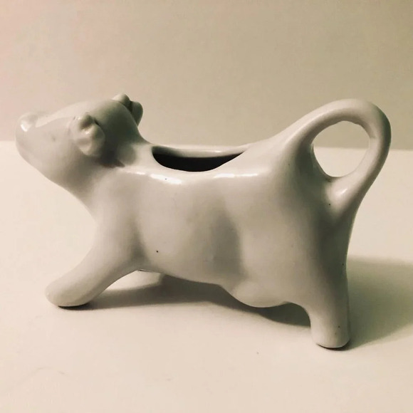 Vintage Porcelain White Cow Creamer 5.5 Inch  Long Farm Animal - Picture 4 of 15